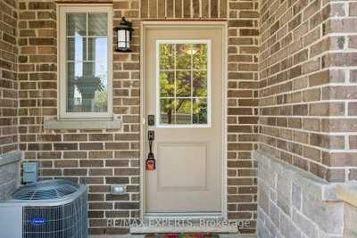 4 Groom Lane • Hamilton, ON photo 5