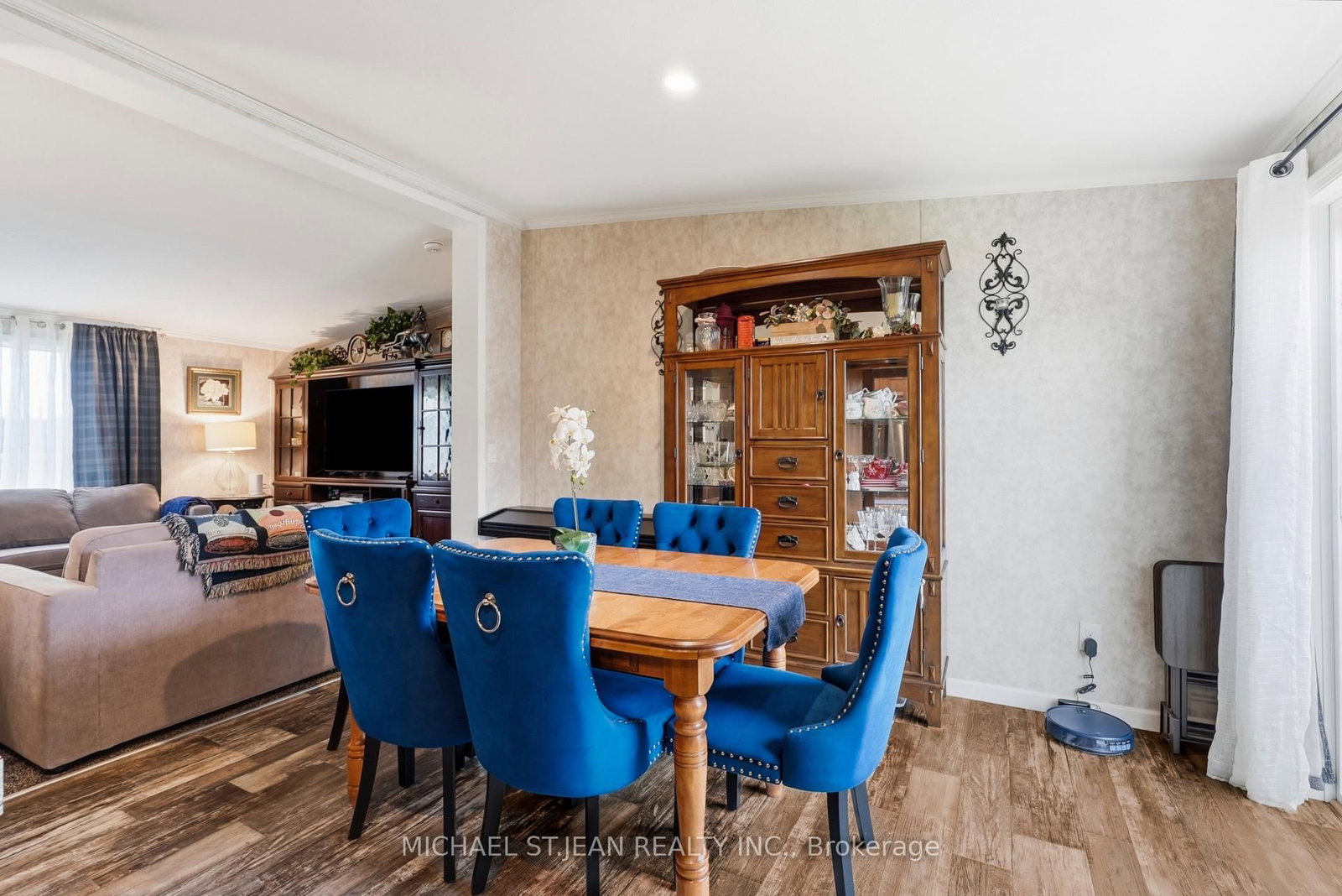 27 Hickory Hollow • Haldimand, ON photo 13