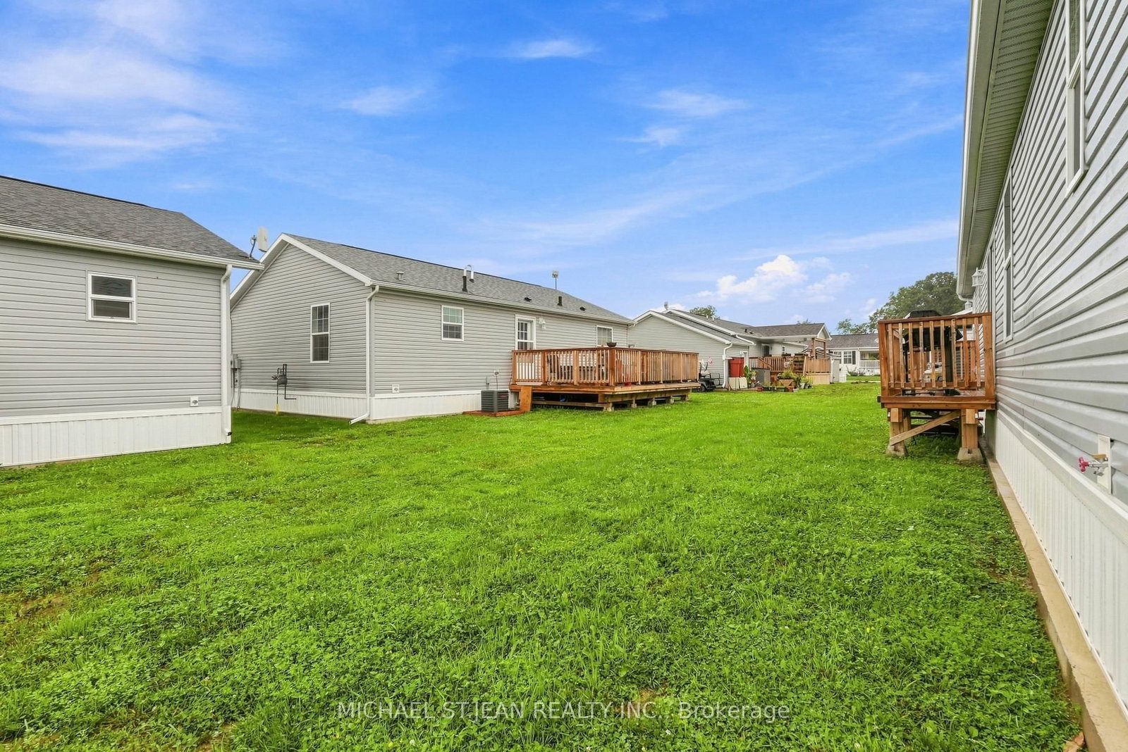 27 Hickory Hollow • Haldimand, ON photo 37