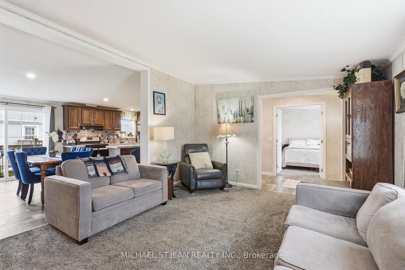 27 Hickory Hollow • Haldimand, ON photo 9