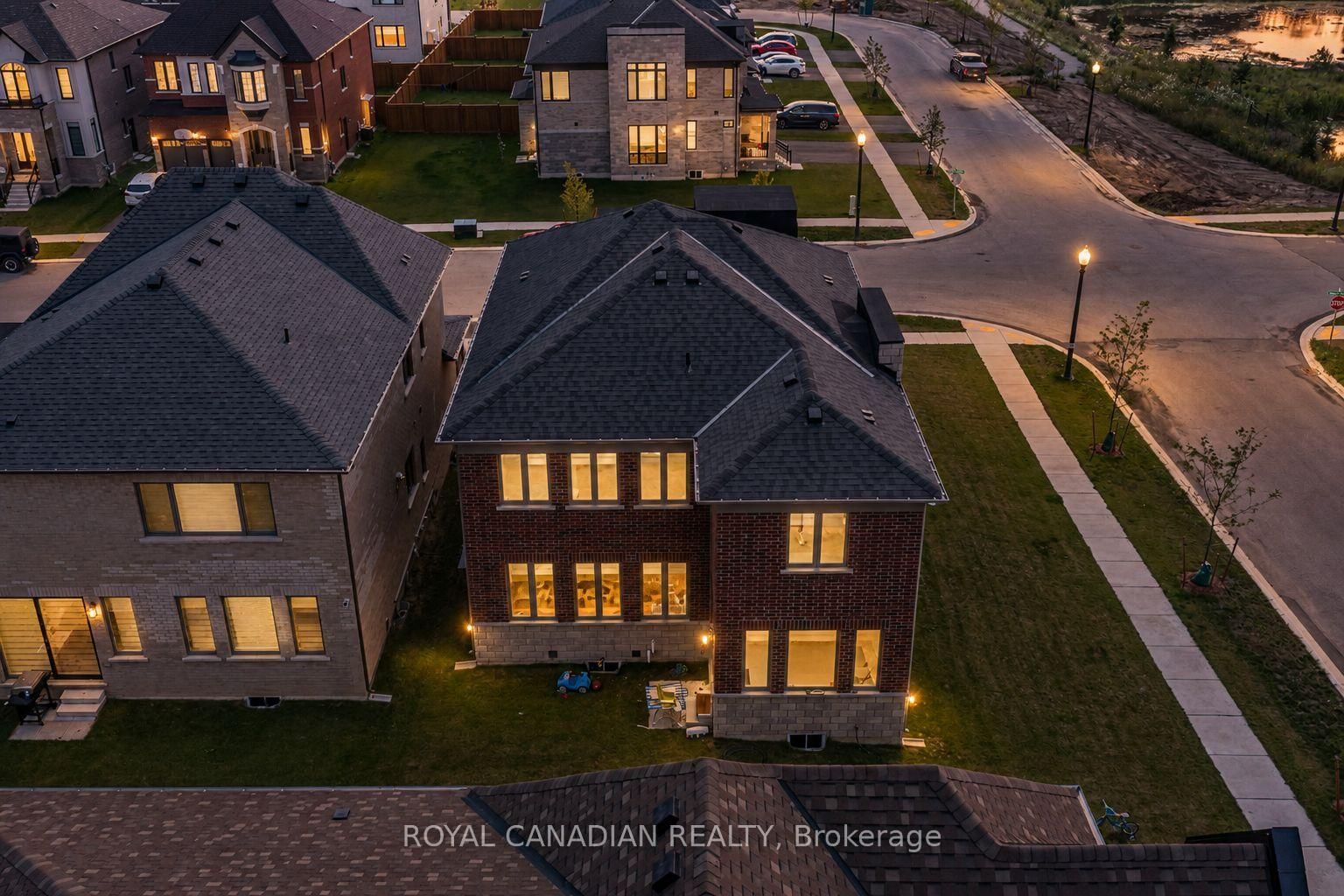 1439 Upper Thames Drive • Woodstock, ON photo 40