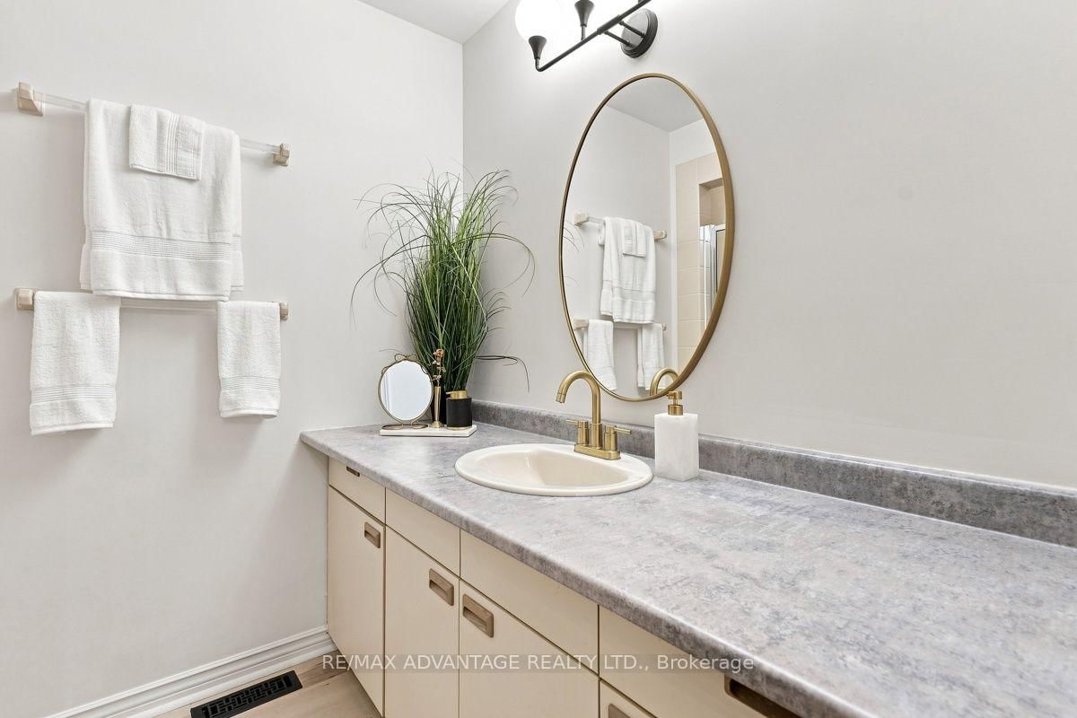 2 Cadeau Terrace • #9 • London South, ON photo 37