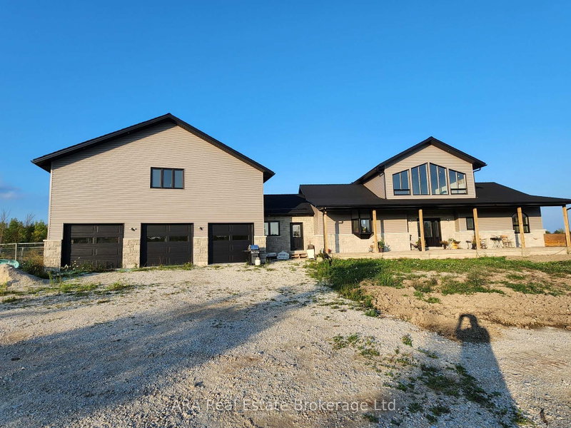 245211 22 Side Road