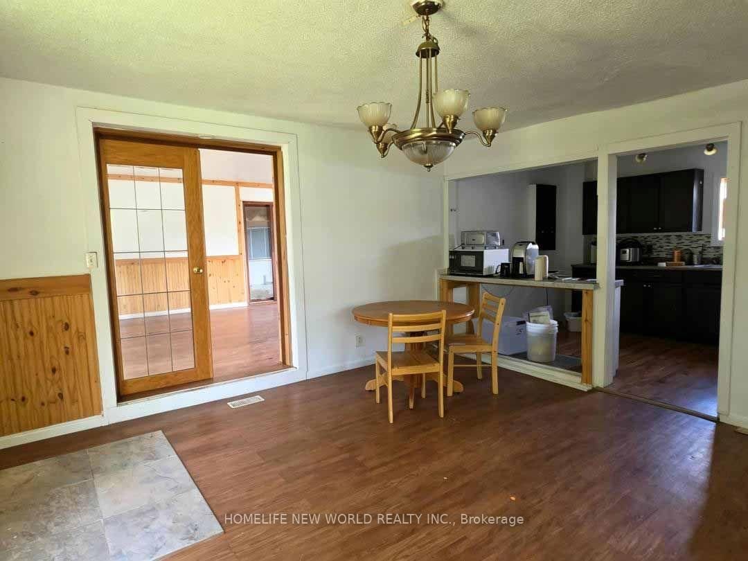814 THOMASBURG Road • Madoc, ON photo 11