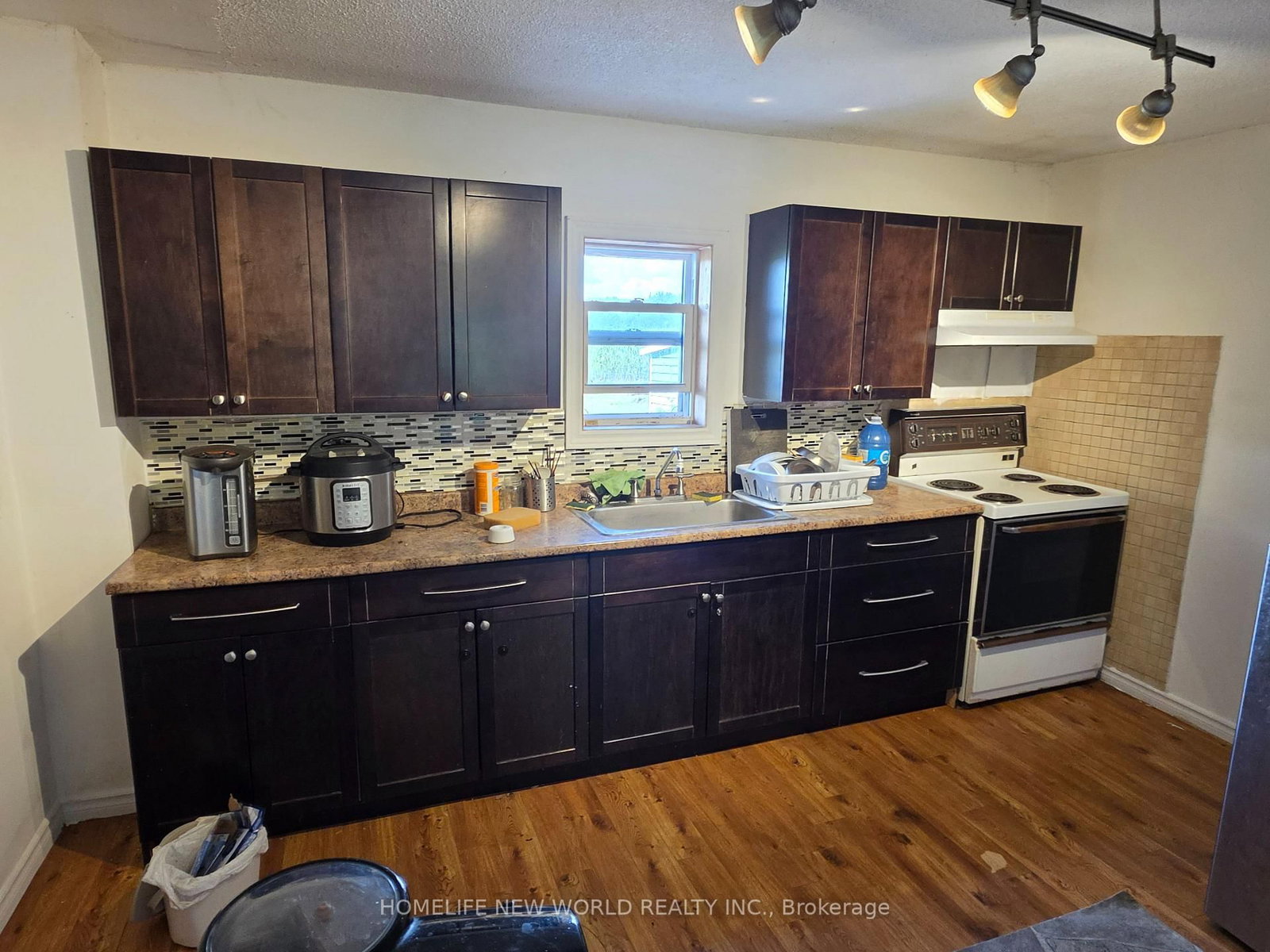814 THOMASBURG Road • Madoc, ON photo 9