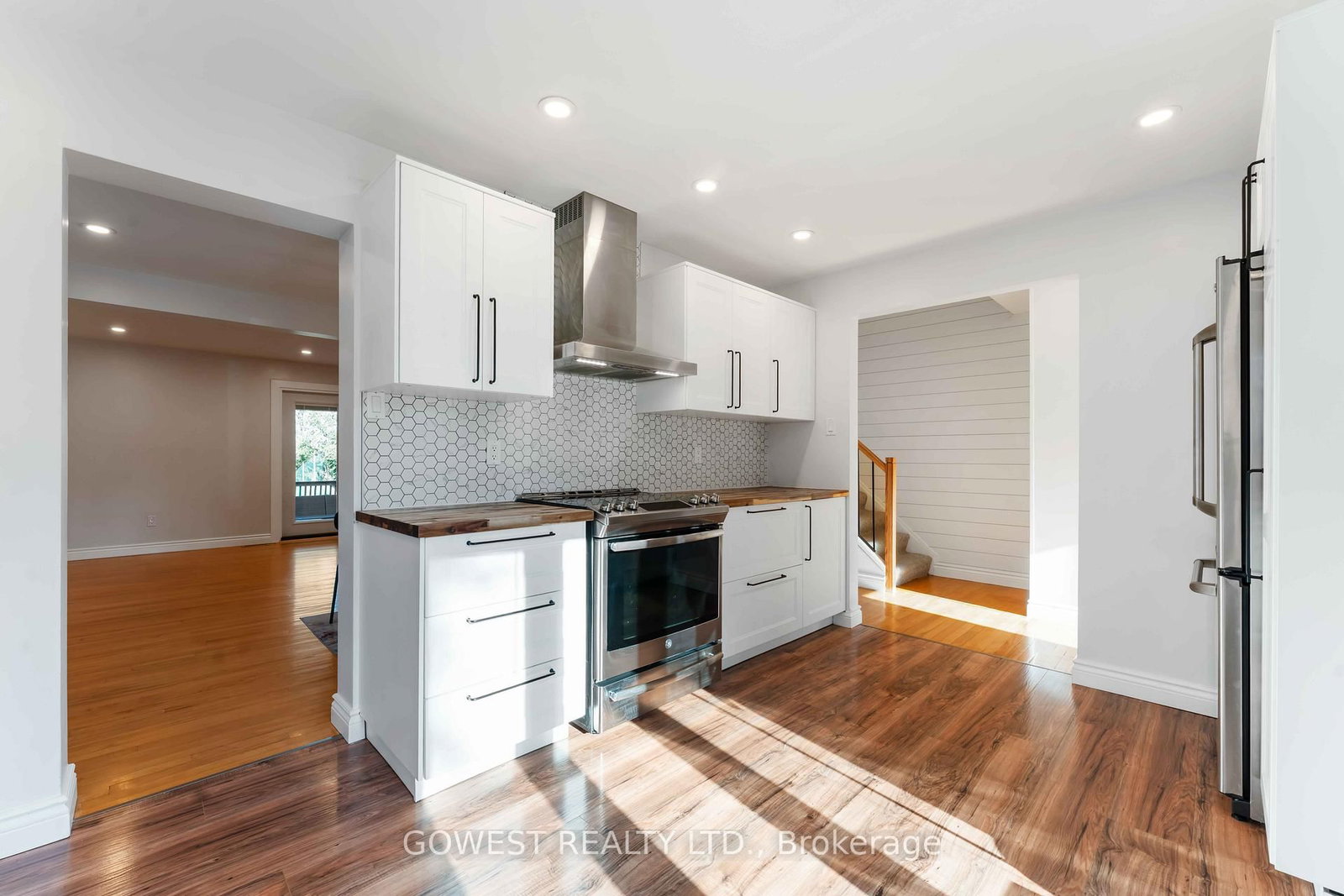 94 Fieldgate Drive • Ottawa, ON photo 12