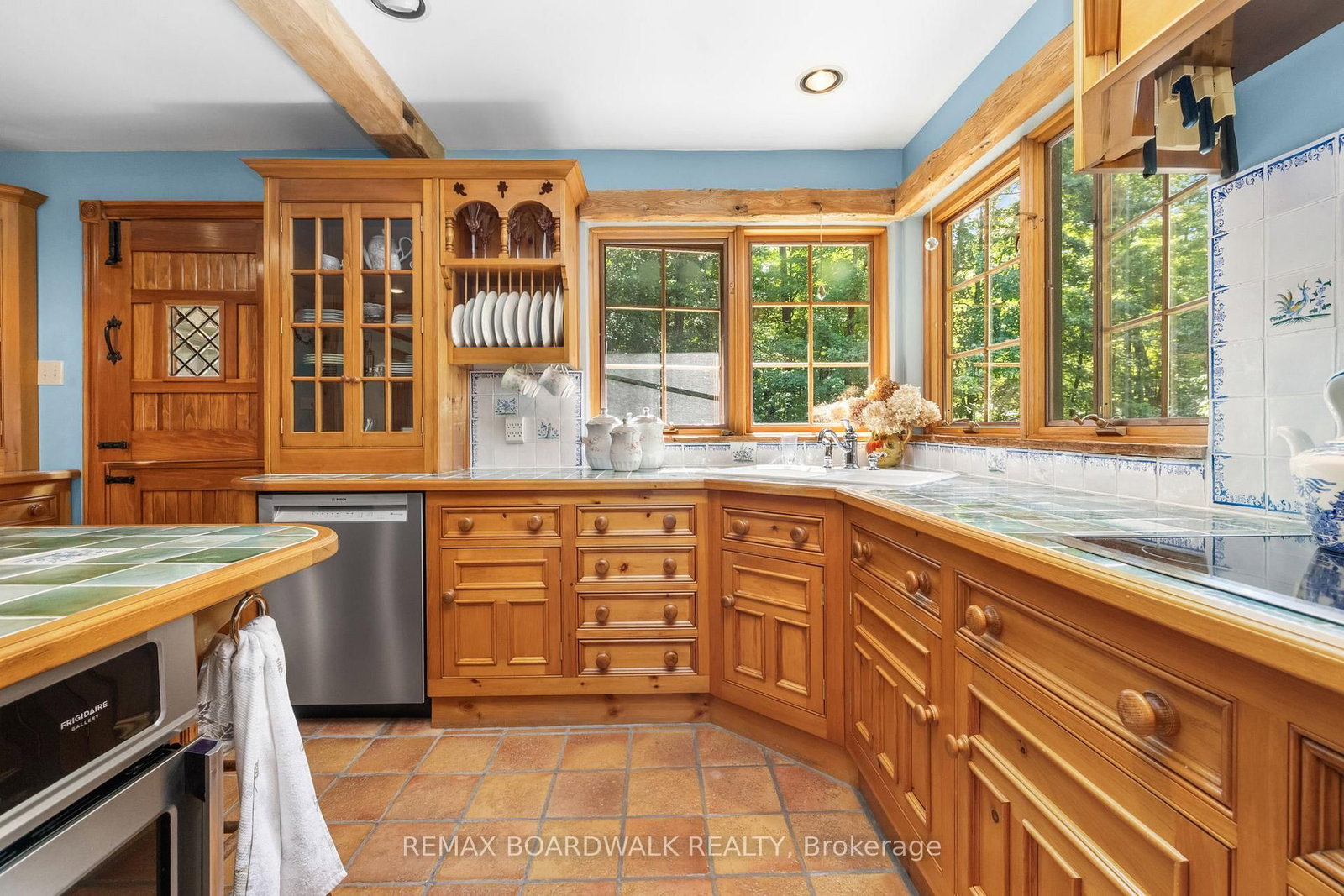 431 Golden Line Road • Almonte, ON photo 9