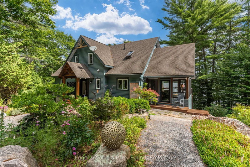9 Sawdust Bay Road N