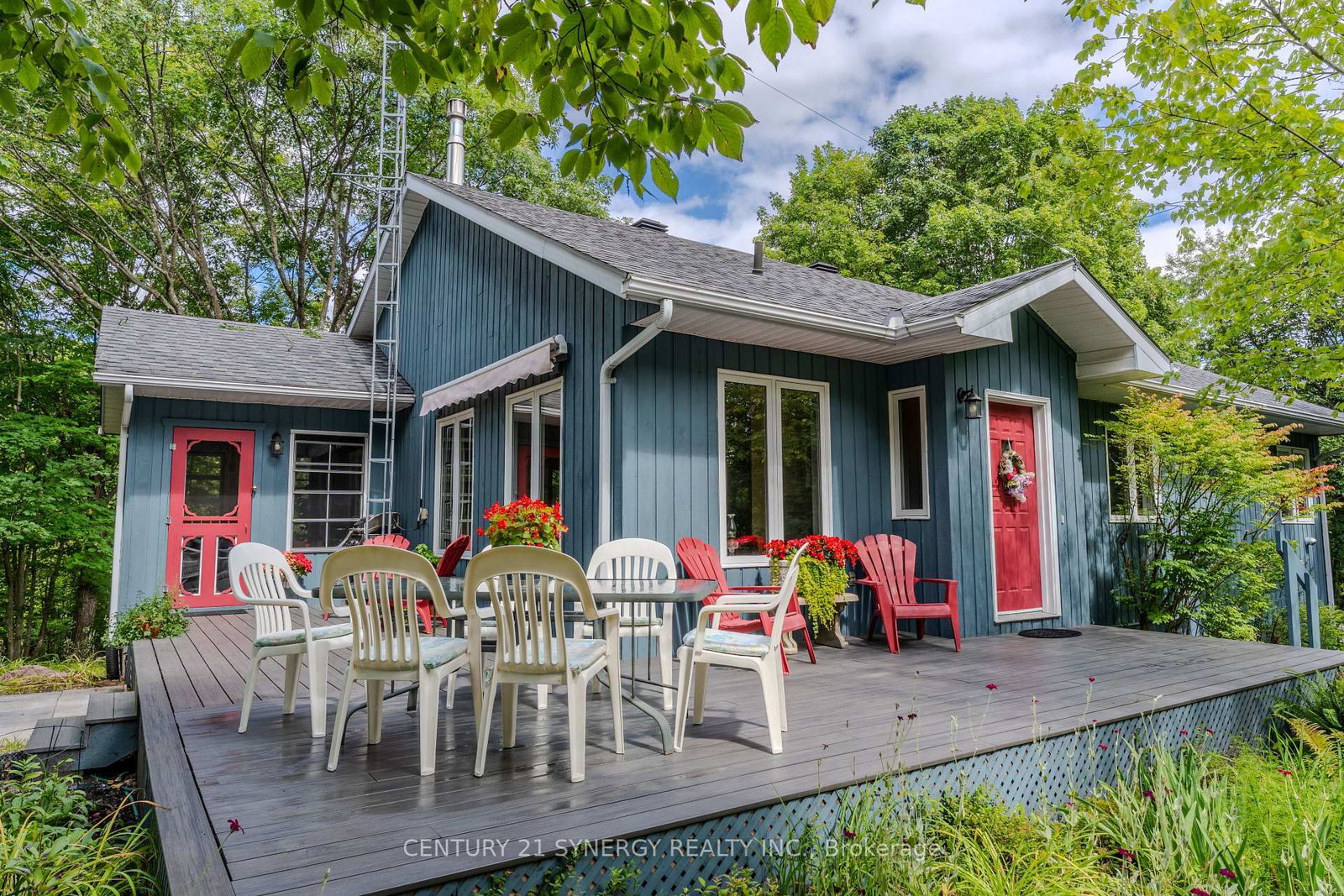 504 Kenyon Road • Perth, ON photo 1