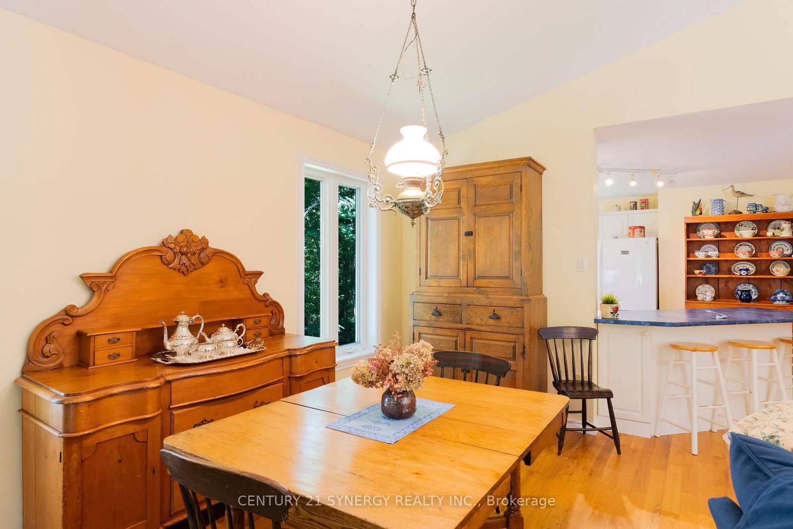 504 Kenyon Road • Perth, ON photo 13