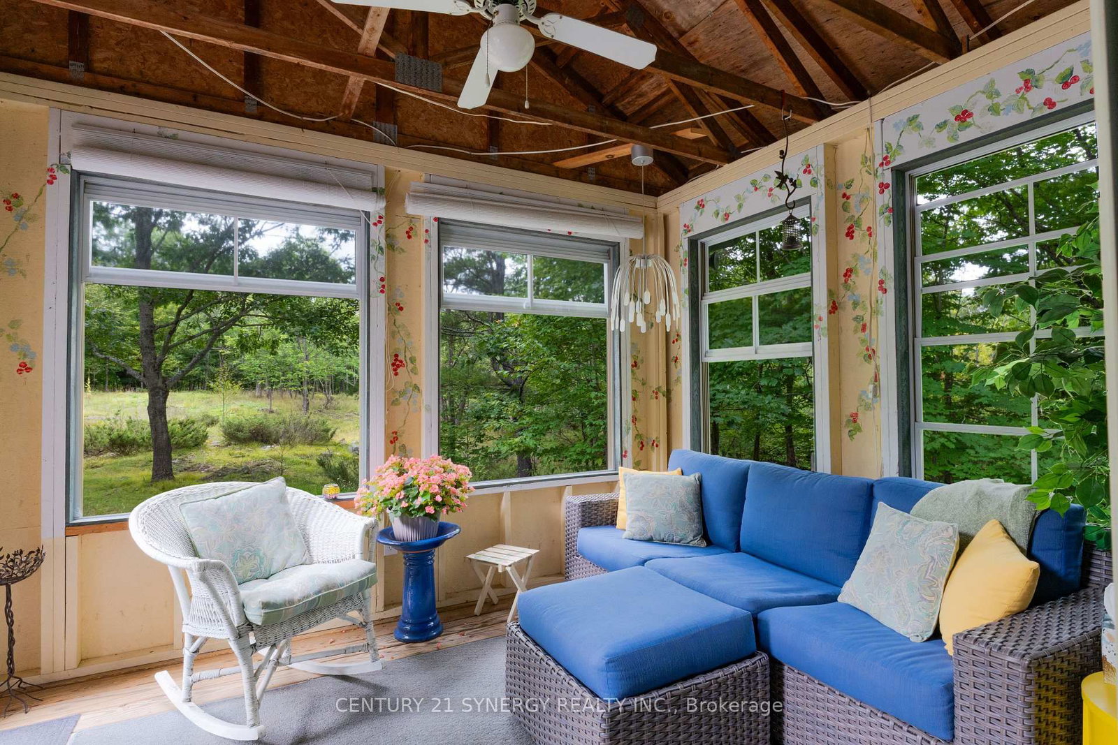 504 Kenyon Road • Perth, ON photo 36