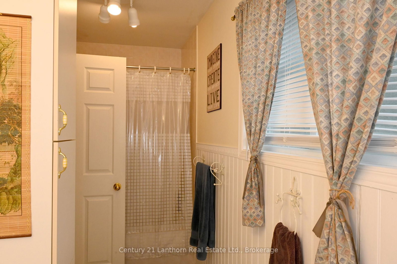 1 Reynolds Place N • Prince Edward County, ON photo 15
