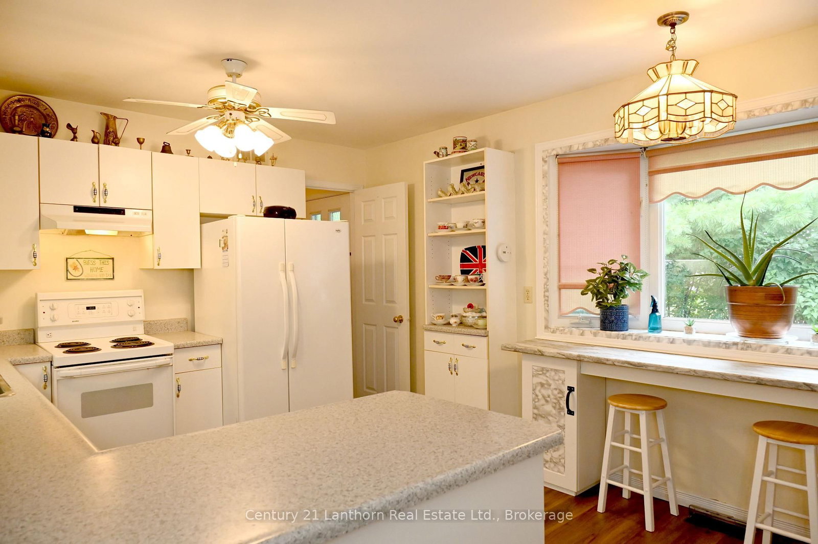 1 Reynolds Place N • Prince Edward County, ON photo 21