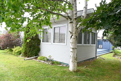 1 Reynolds Place N • Prince Edward County, ON photo 4