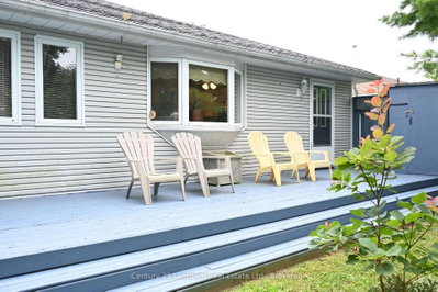 1 Reynolds Place N • Prince Edward County, ON photo 5