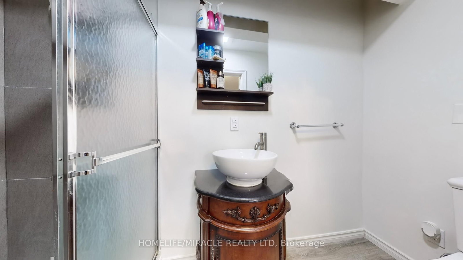 374 Book Road • Grimsby, ON photo 15