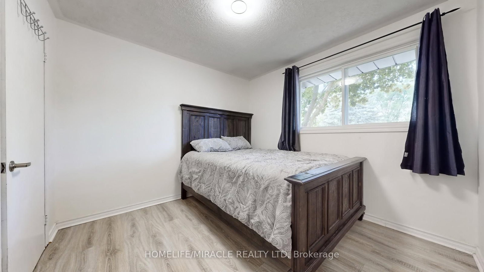 374 Book Road • Grimsby, ON photo 18