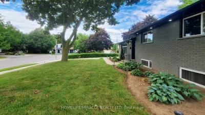 374 Book Road • Grimsby, ON photo 2