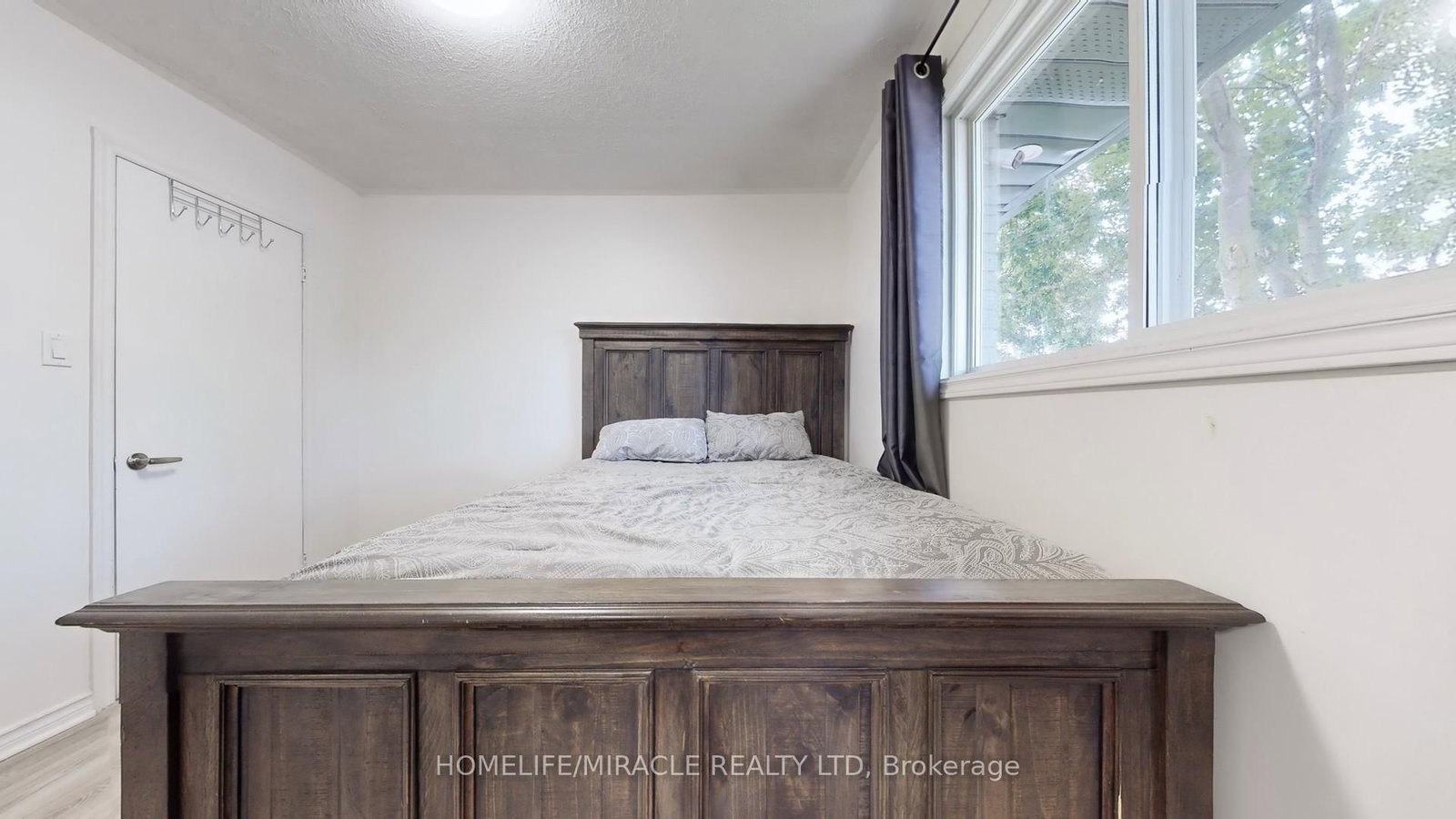 374 Book Road • Grimsby, ON photo 20