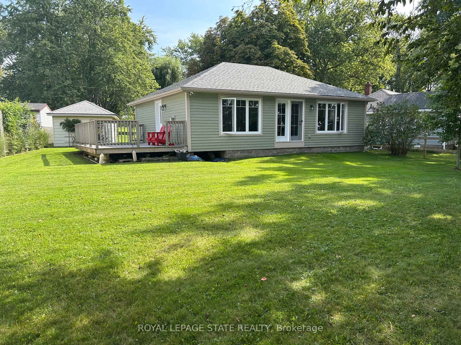 23 Upper Mohawk Point • Haldimand, ON photo 1