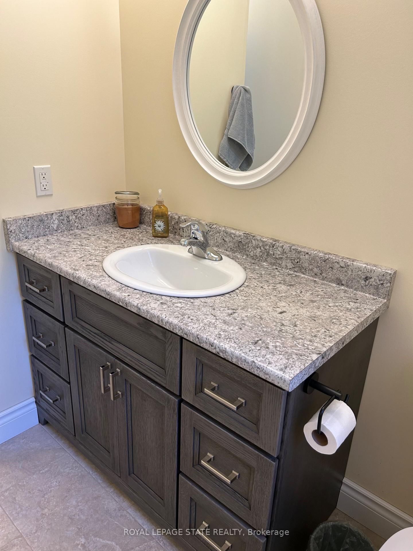 23 Upper Mohawk Point • Haldimand, ON photo 19