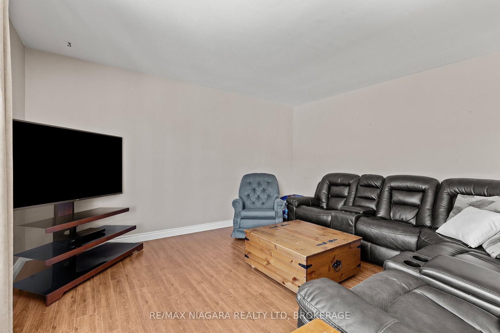 1161 Haist Street • Pelham, ON photo 11
