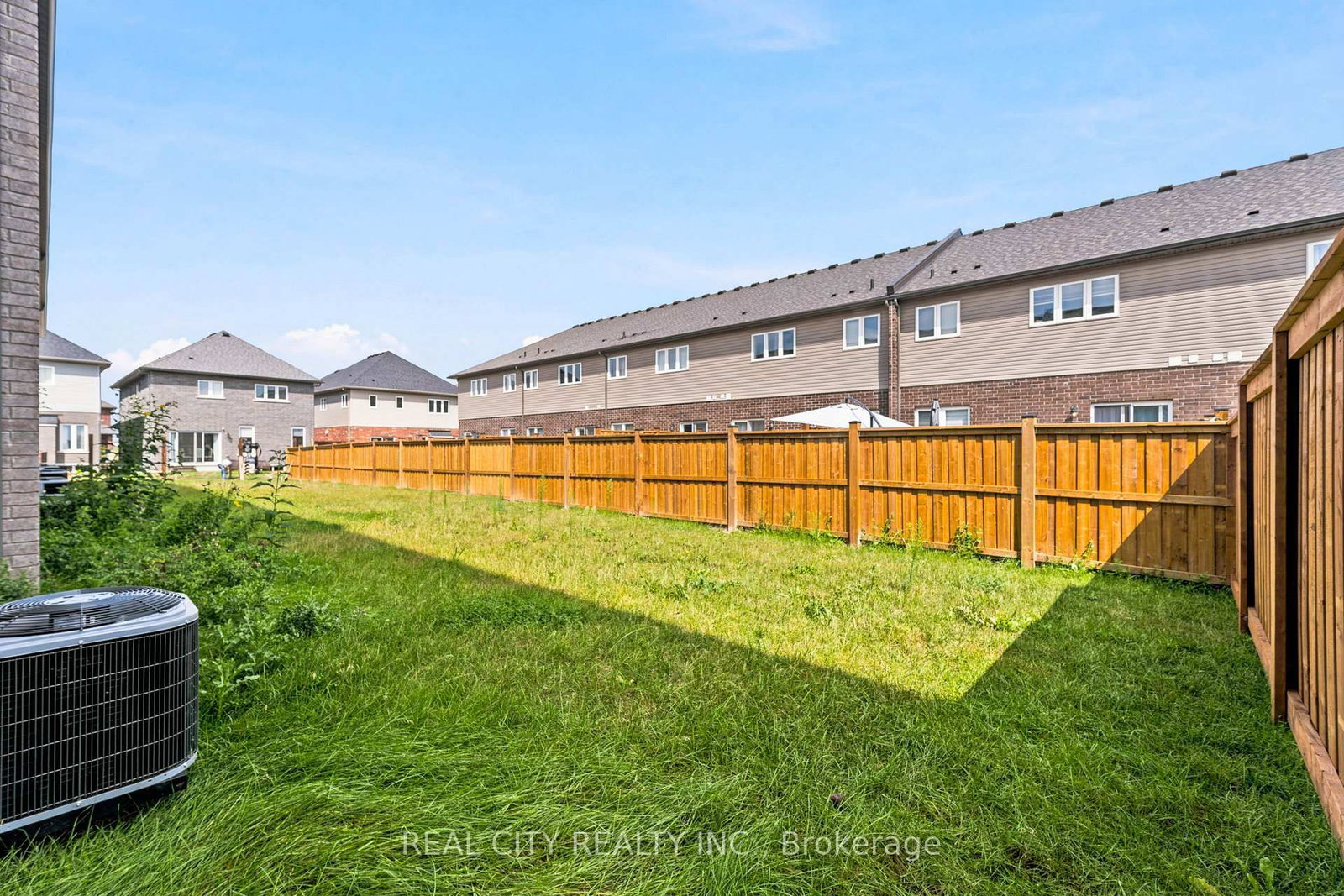 236 Rockledge Drive • Hamilton, ON photo 44