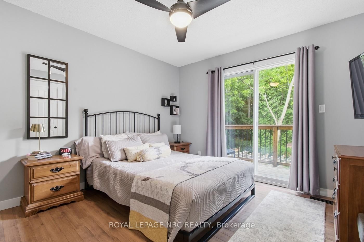 37 Spruceside Crescent • Pelham, ON photo 12