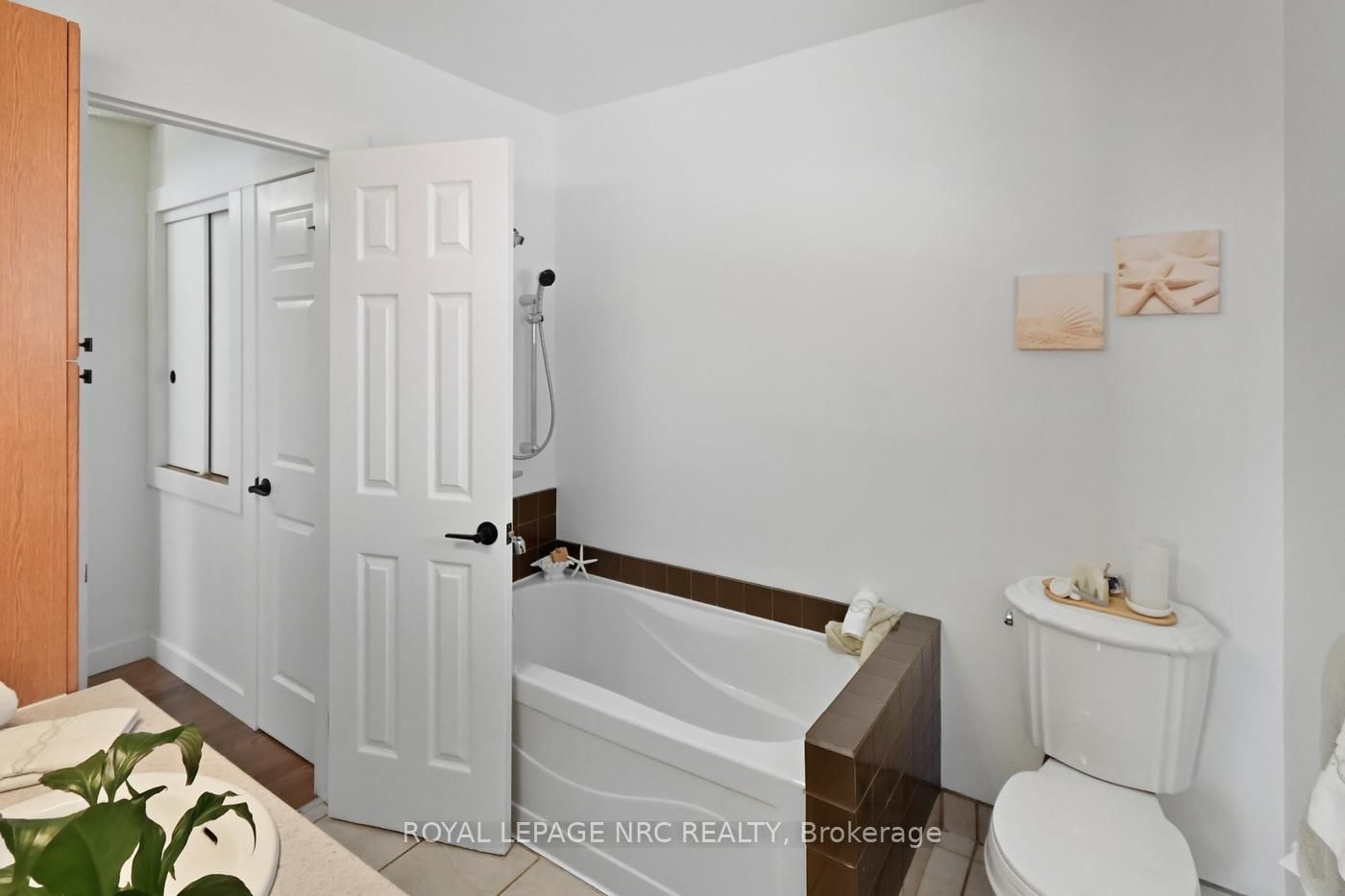 37 Spruceside Crescent • Pelham, ON photo 15