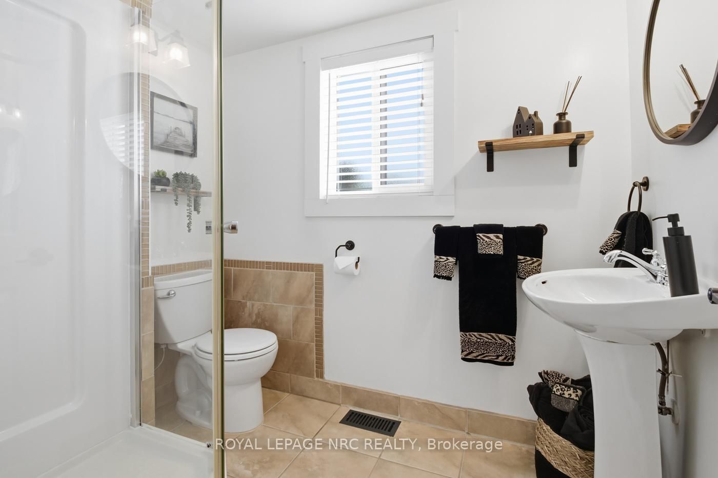 37 Spruceside Crescent • Pelham, ON photo 25