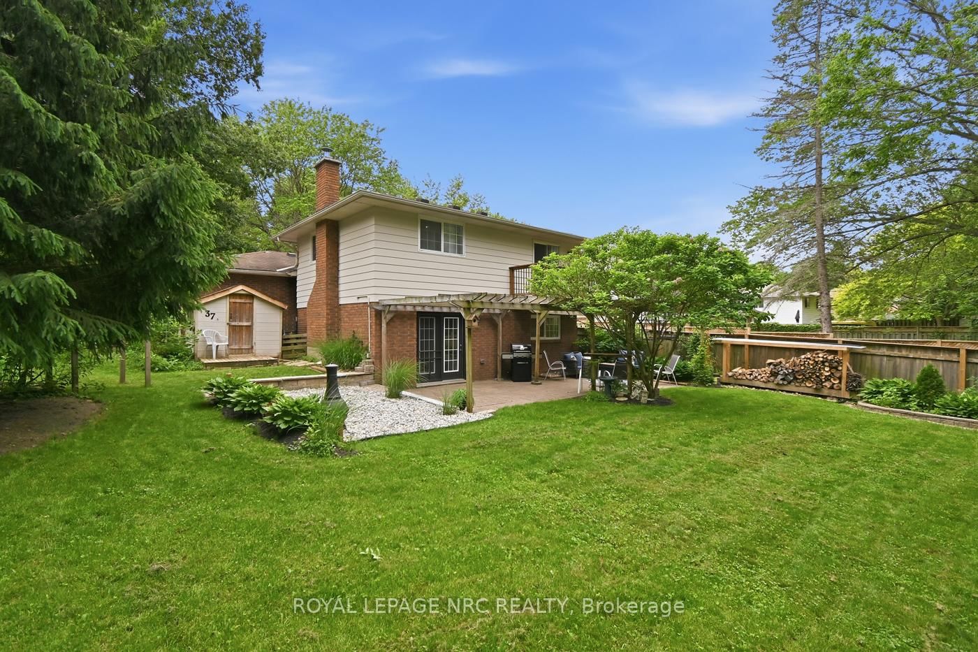 37 Spruceside Crescent • Pelham, ON photo 29