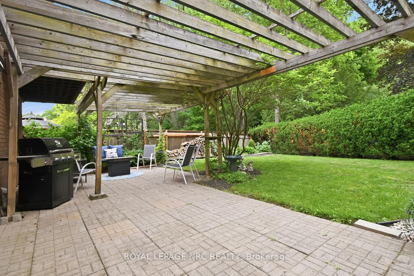 37 Spruceside Crescent • Pelham, ON photo 36