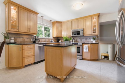 37 Spruceside Crescent • Pelham, ON photo 7