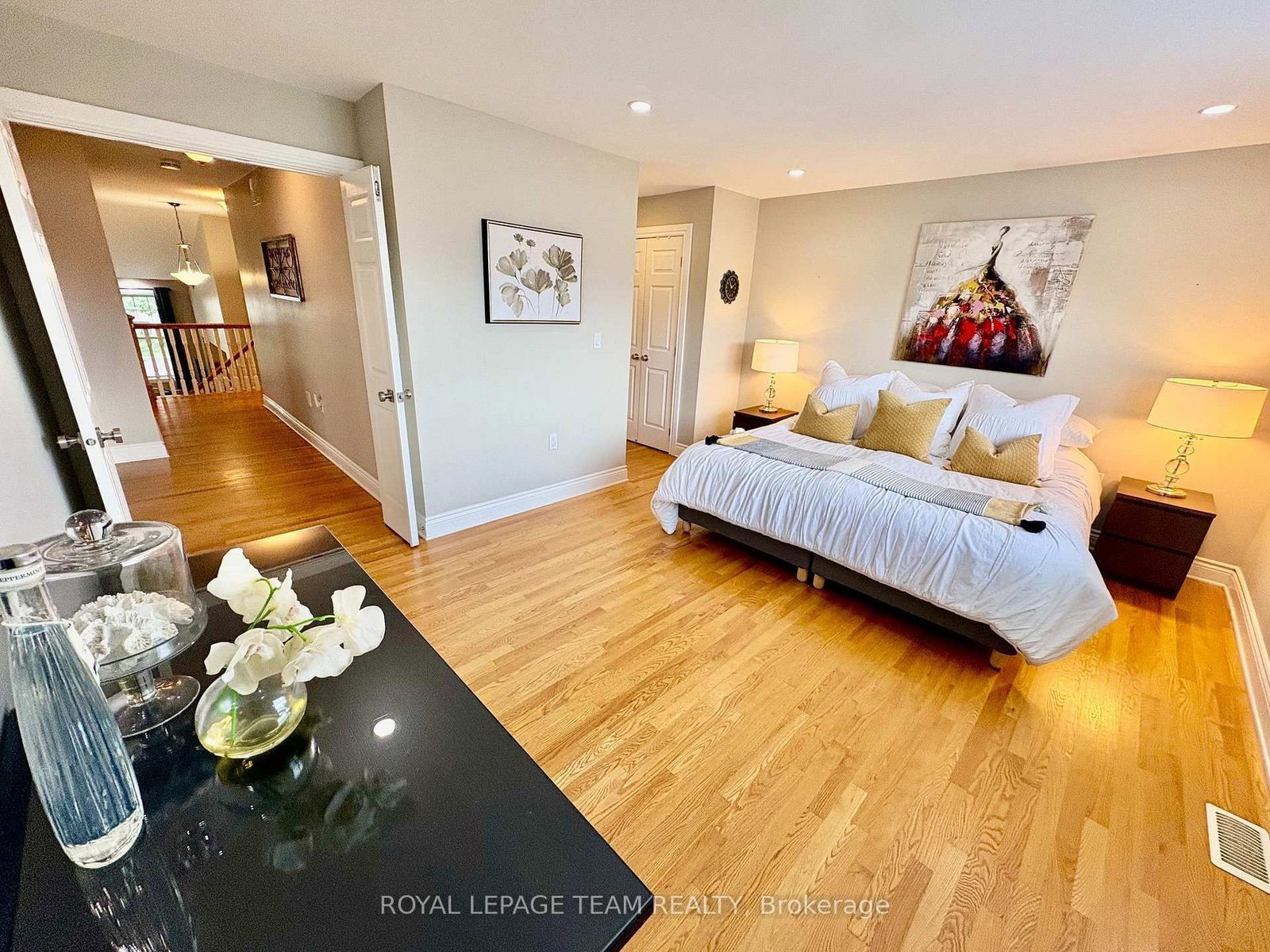 253 Berrigan Drive • Ottawa, ON photo 32