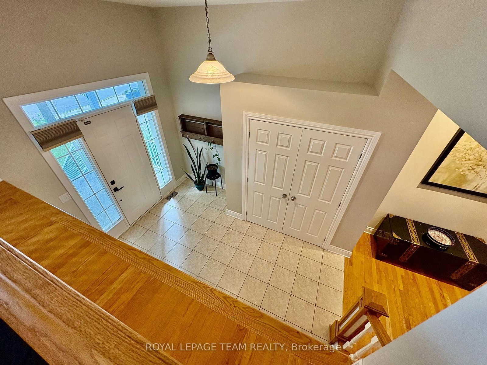 253 Berrigan Drive • Ottawa, ON photo 4