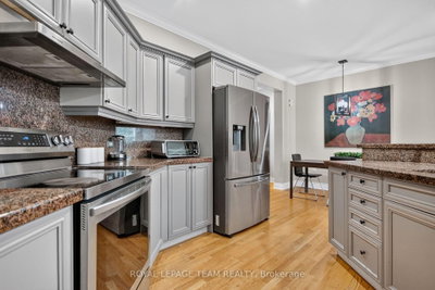 253 Berrigan Drive • Ottawa, ON photo 8