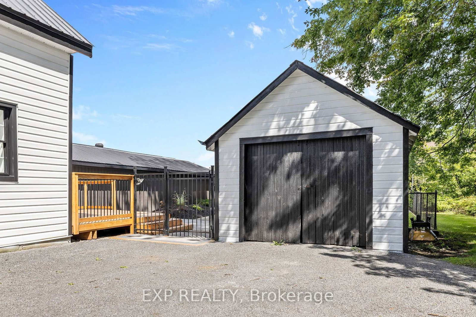 3465 MCBEAN Street • Richmond, ON photo 31