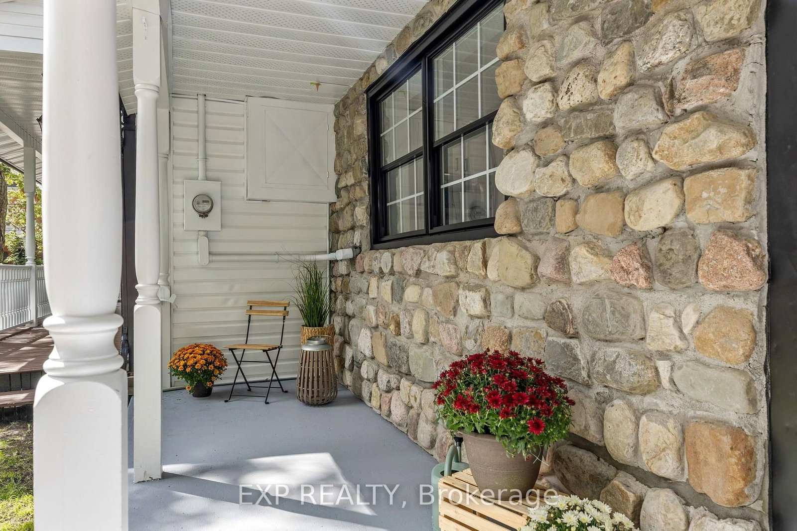 3465 MCBEAN Street • Richmond, ON photo 9