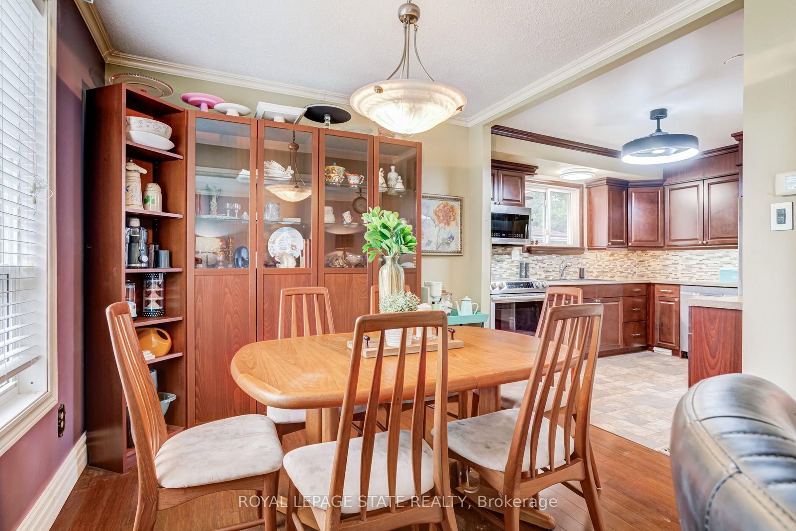 106 Appleford Road • Hamilton, ON photo 10