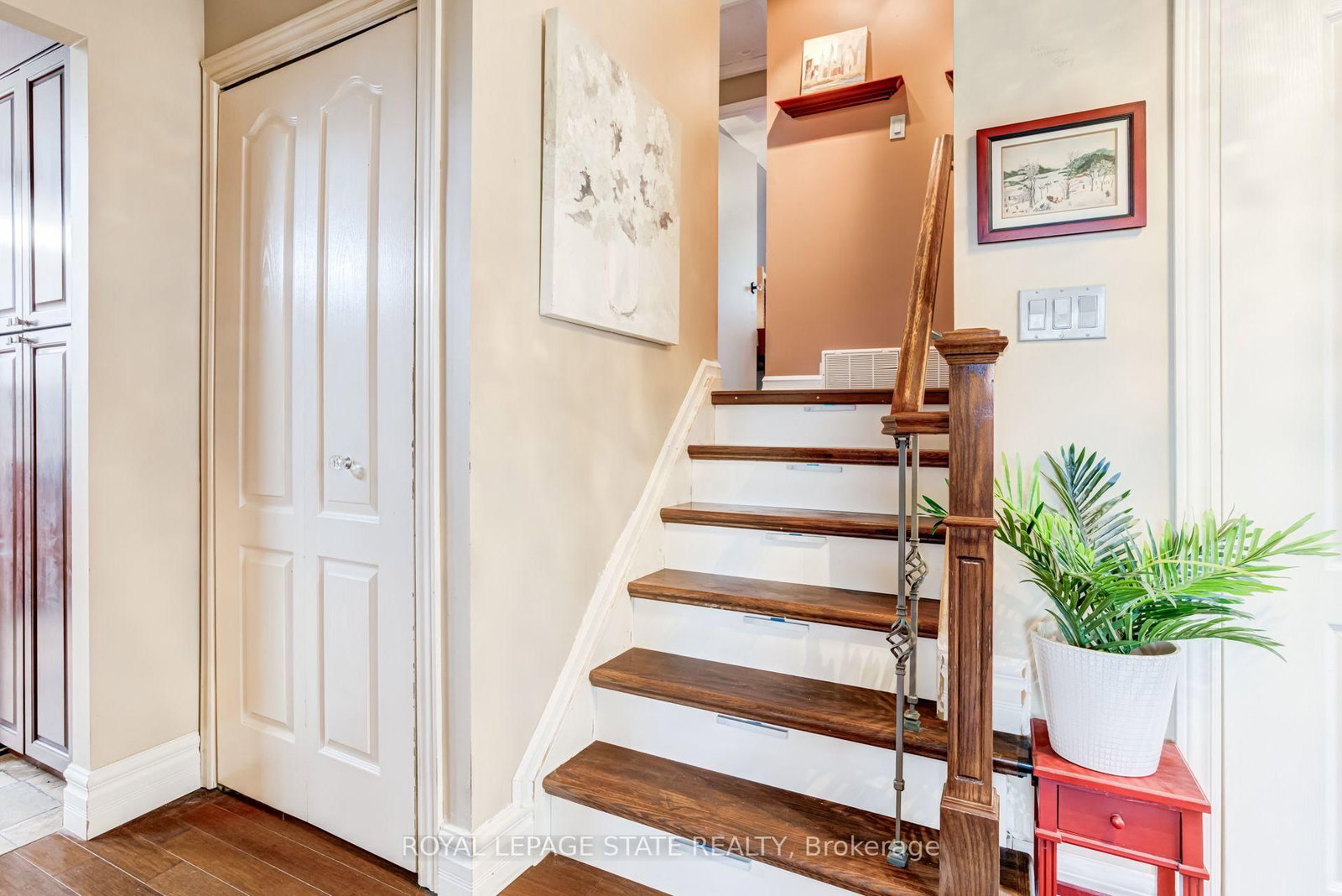106 Appleford Road • Hamilton, ON photo 16