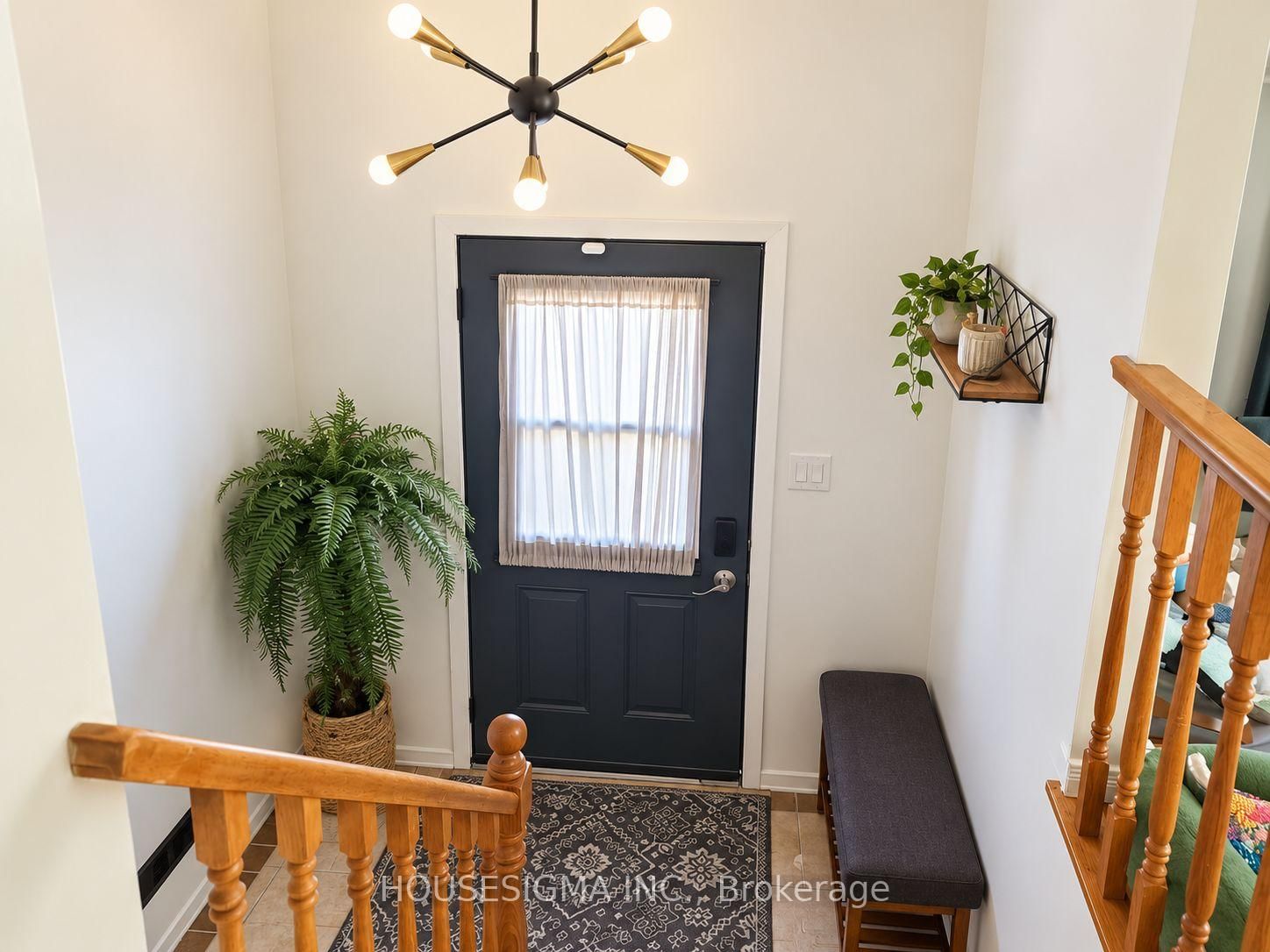 547 Barnes Crescent • Peterborough, ON photo 2