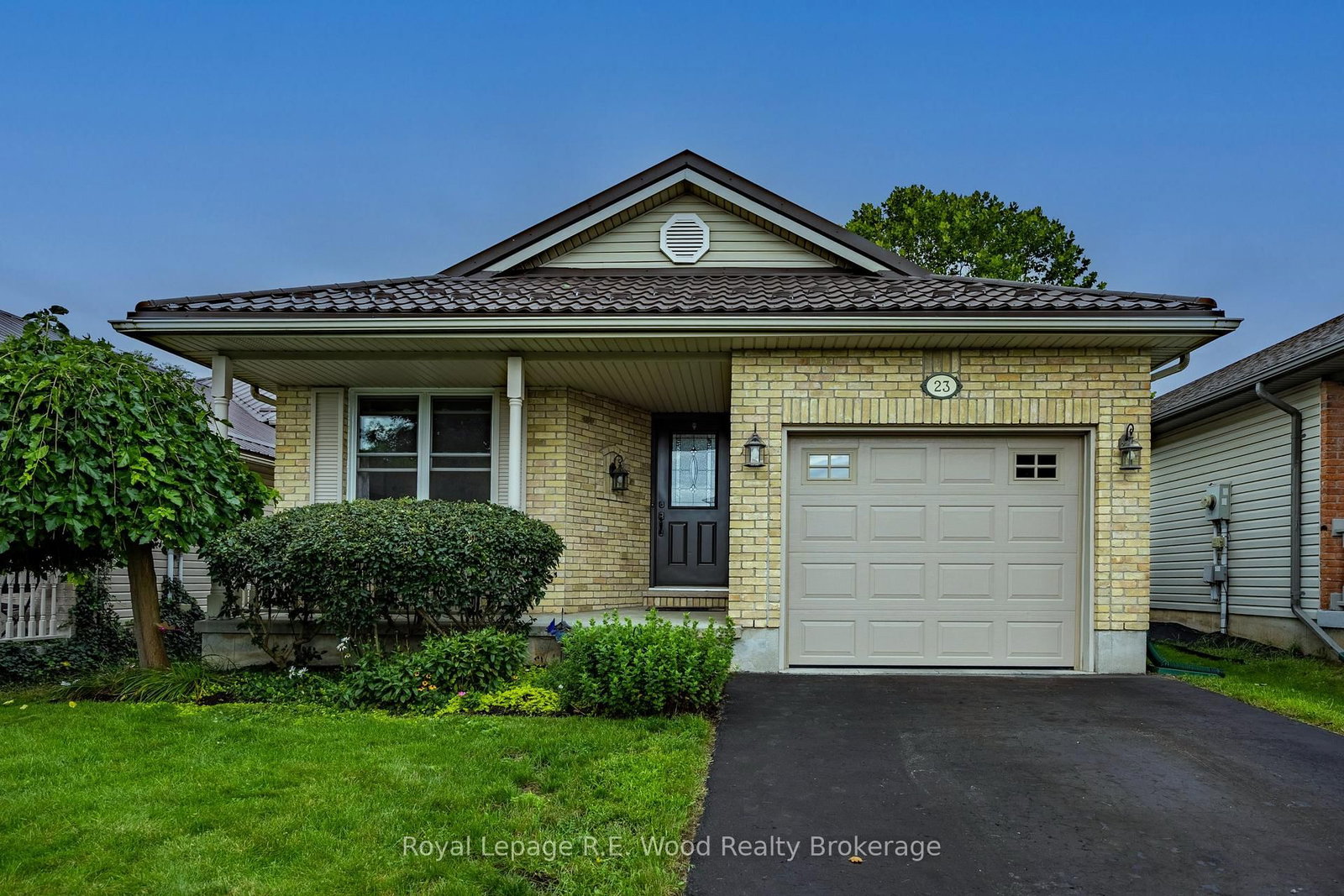 23 Peach Street, Tillsonburg, photo 2