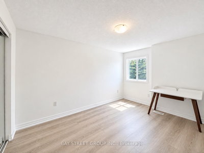 513 Mariner Drive • Waterloo, ON photo 3