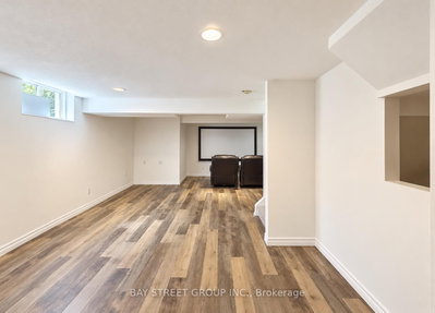 513 Mariner Drive • Waterloo, ON photo 9