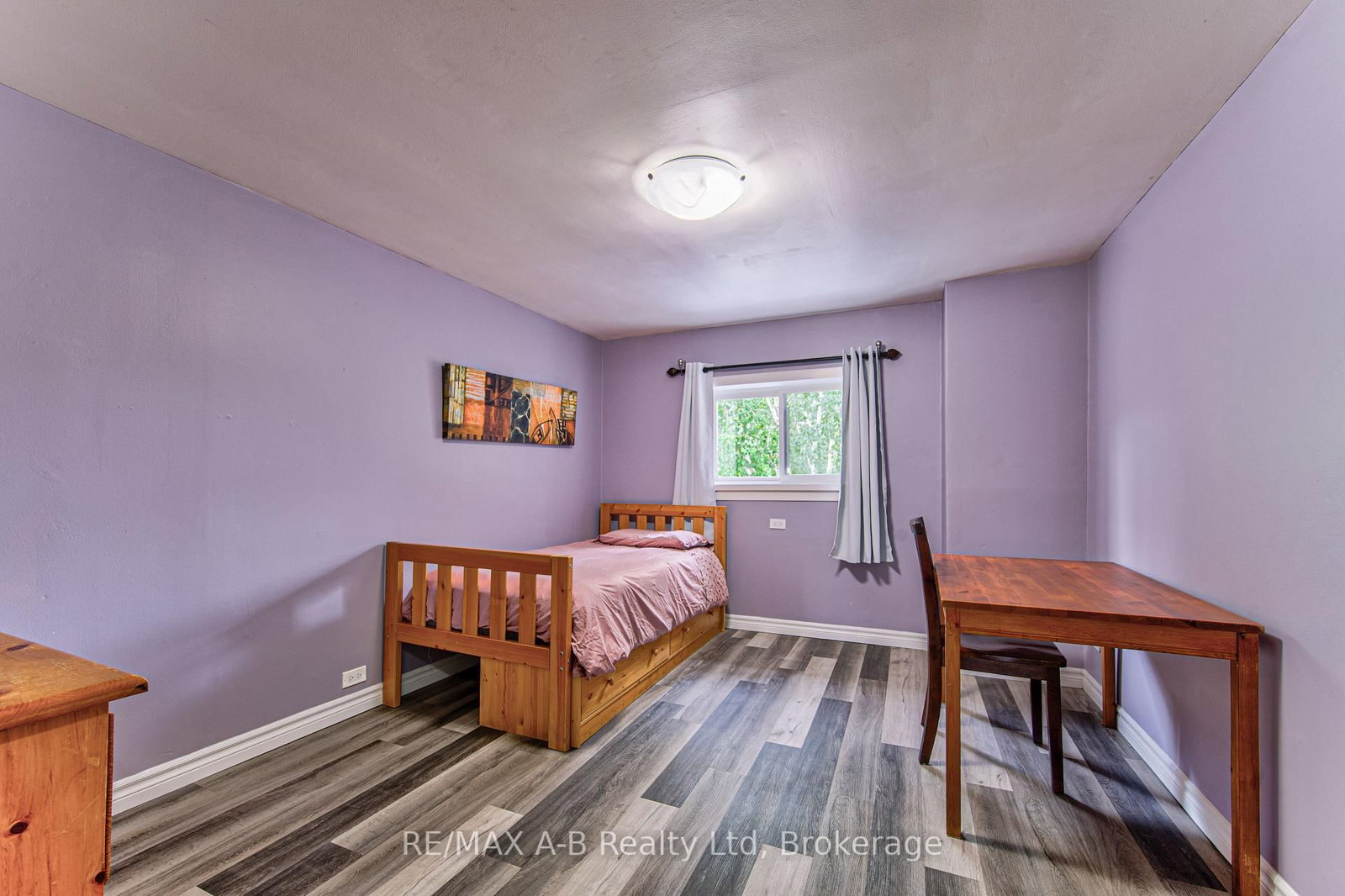40 Douro Street • Stratford, ON photo 20