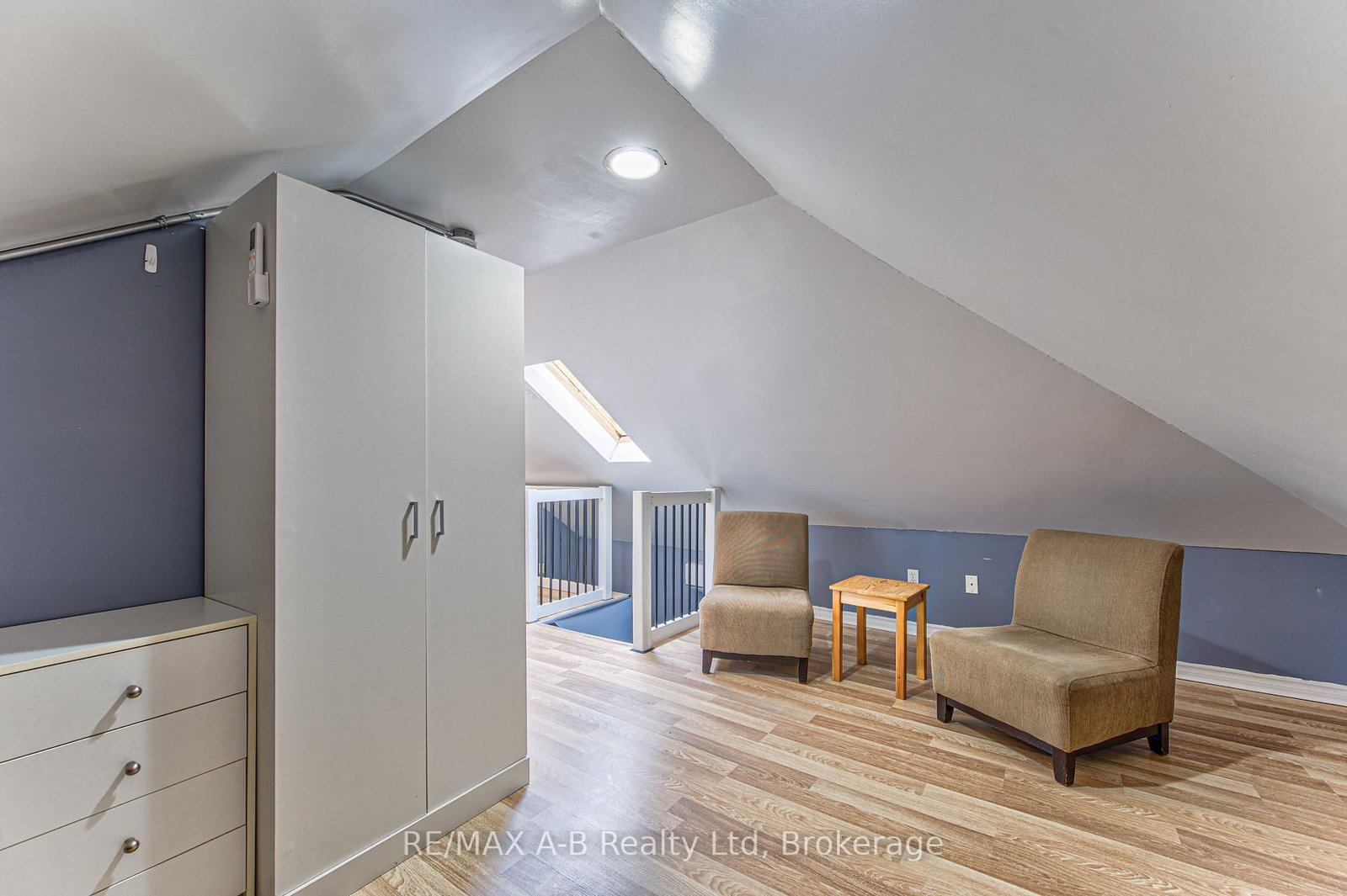 40 Douro Street • Stratford, ON photo 36