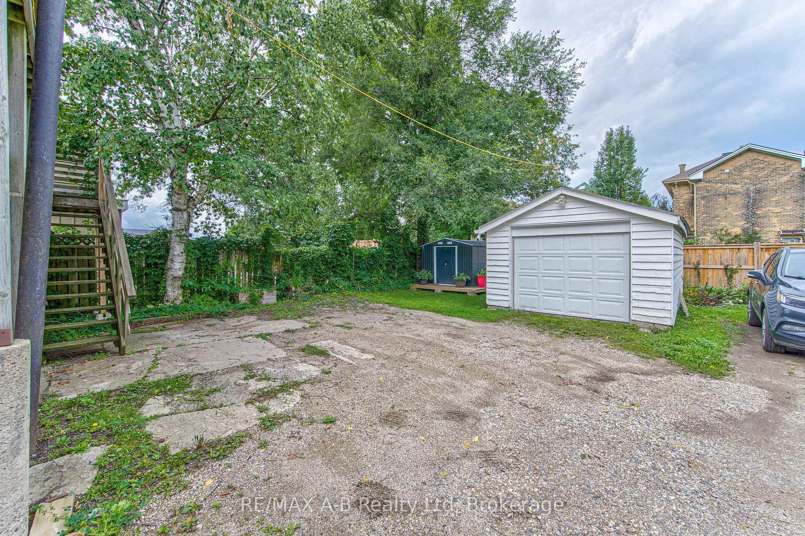 40 Douro Street • Stratford, ON photo 43