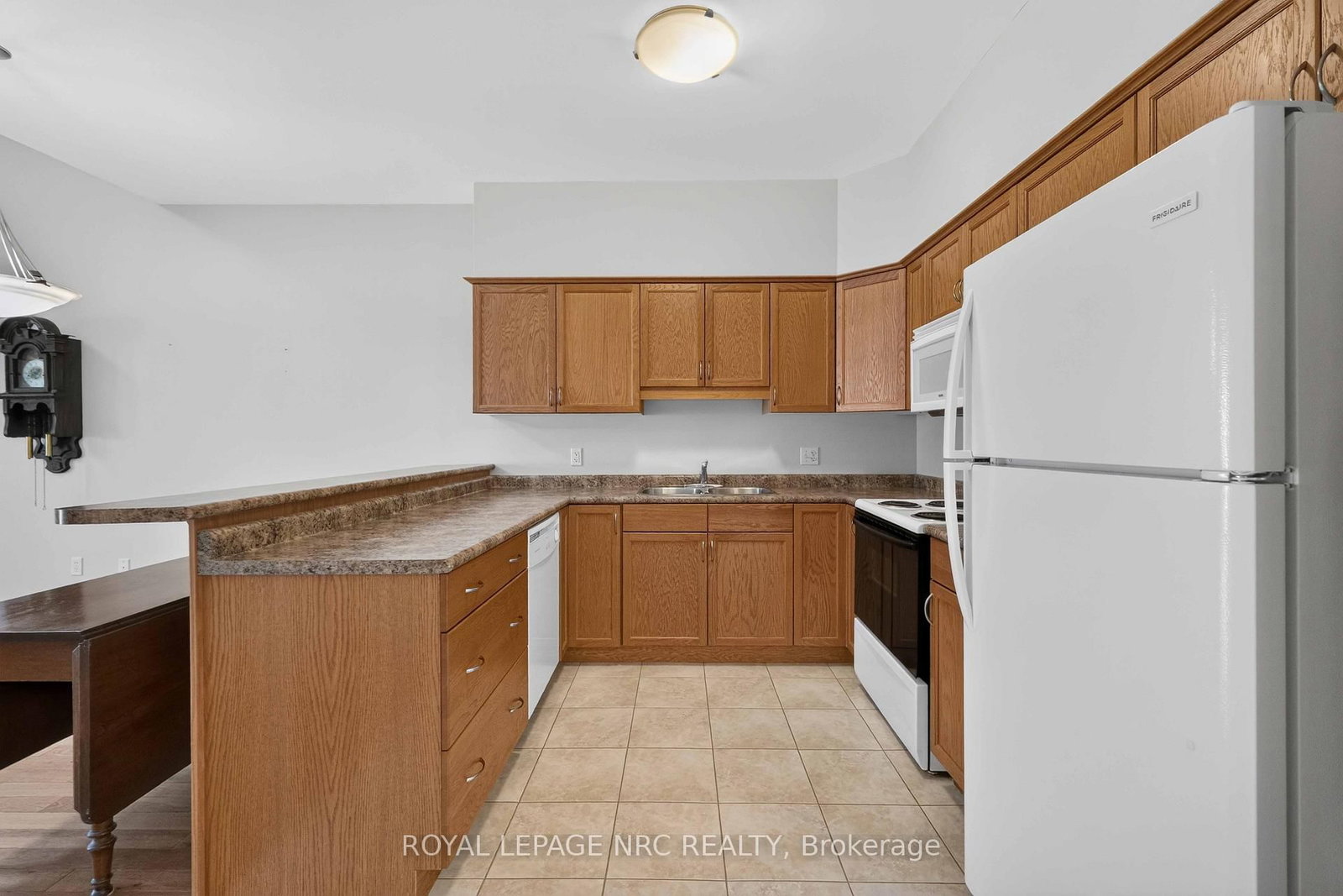 82 Maple Street • Port Colborne, ON photo 12