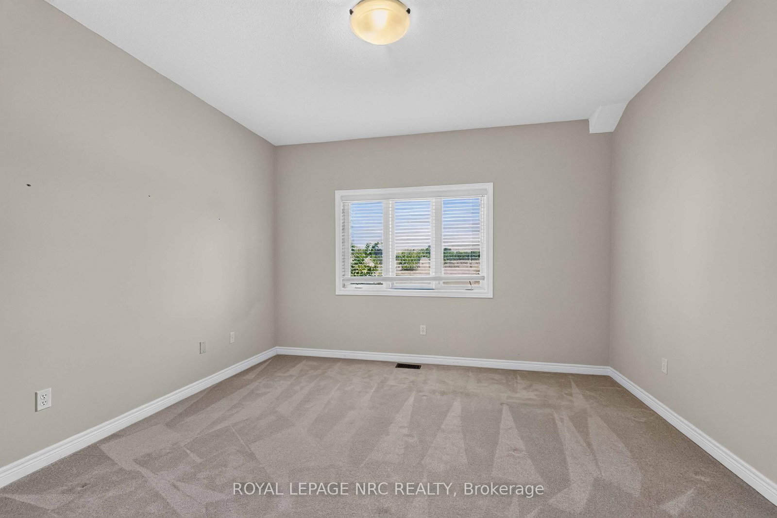 82 Maple Street • Port Colborne, ON photo 20