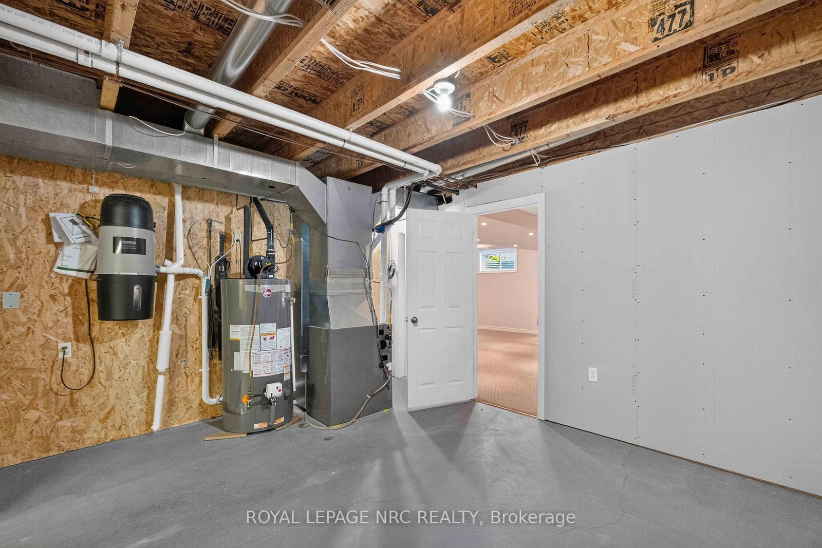 82 Maple Street • Port Colborne, ON photo 33